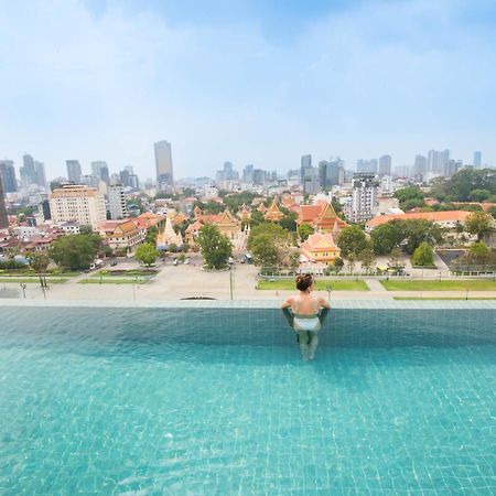 Glow Park Hotel Grand Royal Palace พนมเปญ ภายนอก รูปภาพ